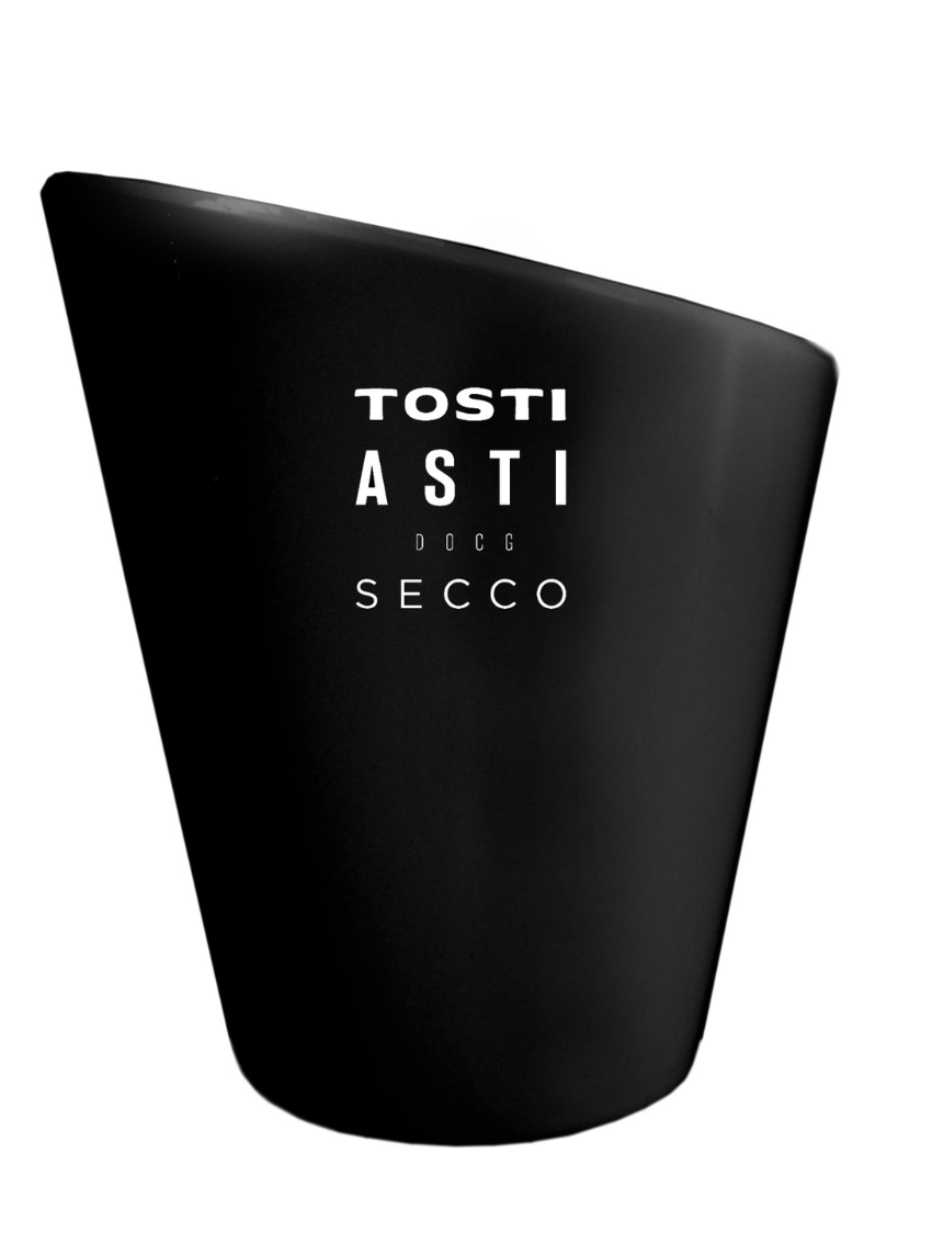 Spumantiera una bottiglia Tosti1820